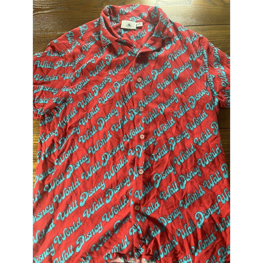 Walt Disney World Resort Men's All Over Print Button Front Shirt Red Size Medium